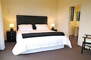 George Street Motel