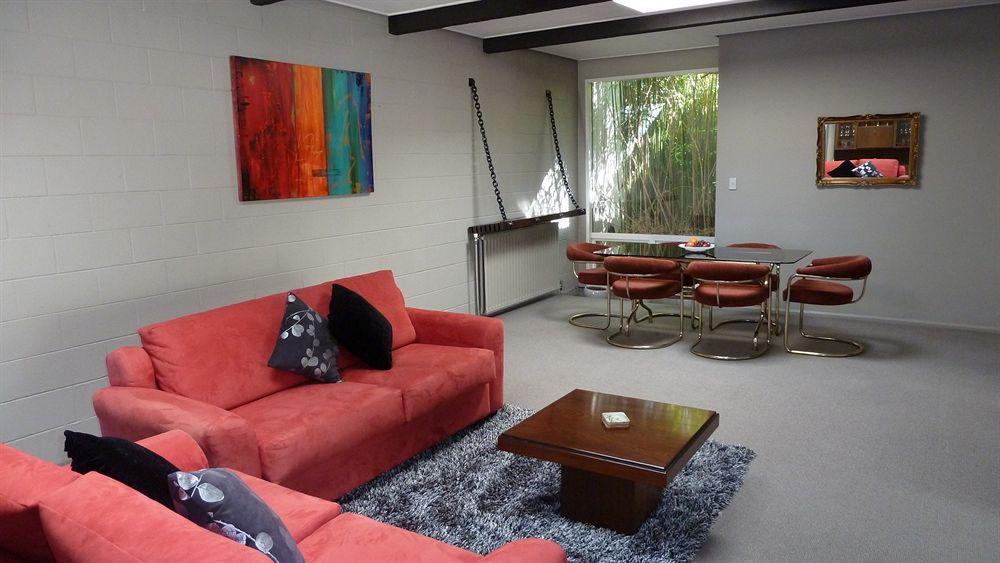 Motel George Street 4*
