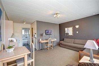George Street Motel 4*