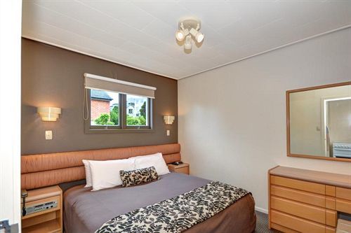 Motel George Street 4*