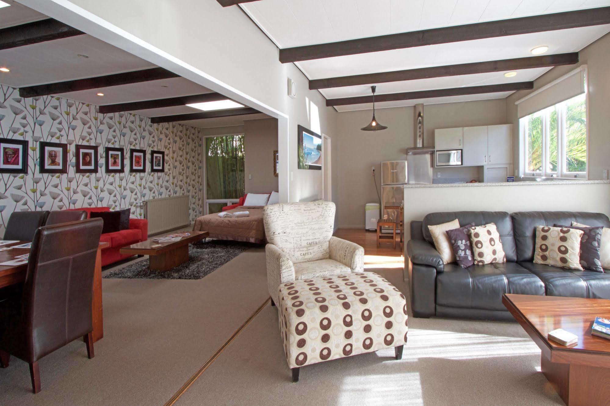 George Street Motel 4*